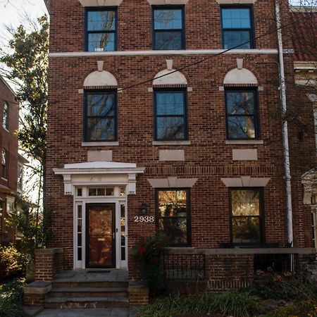 2 Bedroom By Zoo, Metro, Park And Embassies In Forest Hills - Best Location Washington Bagian luar foto